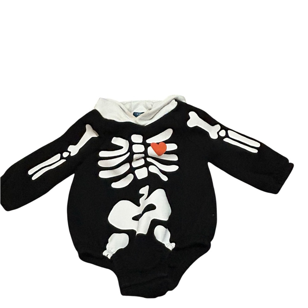 Old Navy skeleton outfit size 6-12M